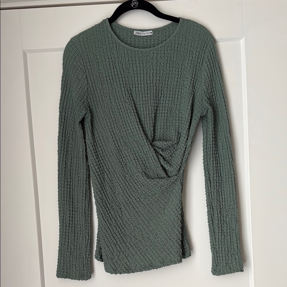 Zara Green Long Sleeve Top